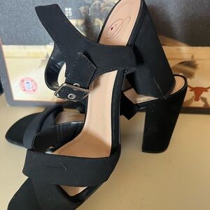Elegant Sandals  Black Women's Heels size 10